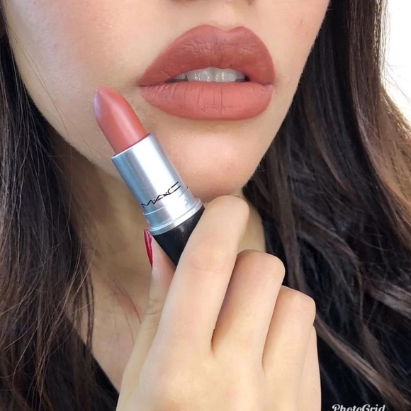 mac matte lipstick velvet teddy